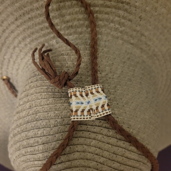 Tan Wide-Brimmed Sun Hat with Chin Strap - Picture 4 of 4